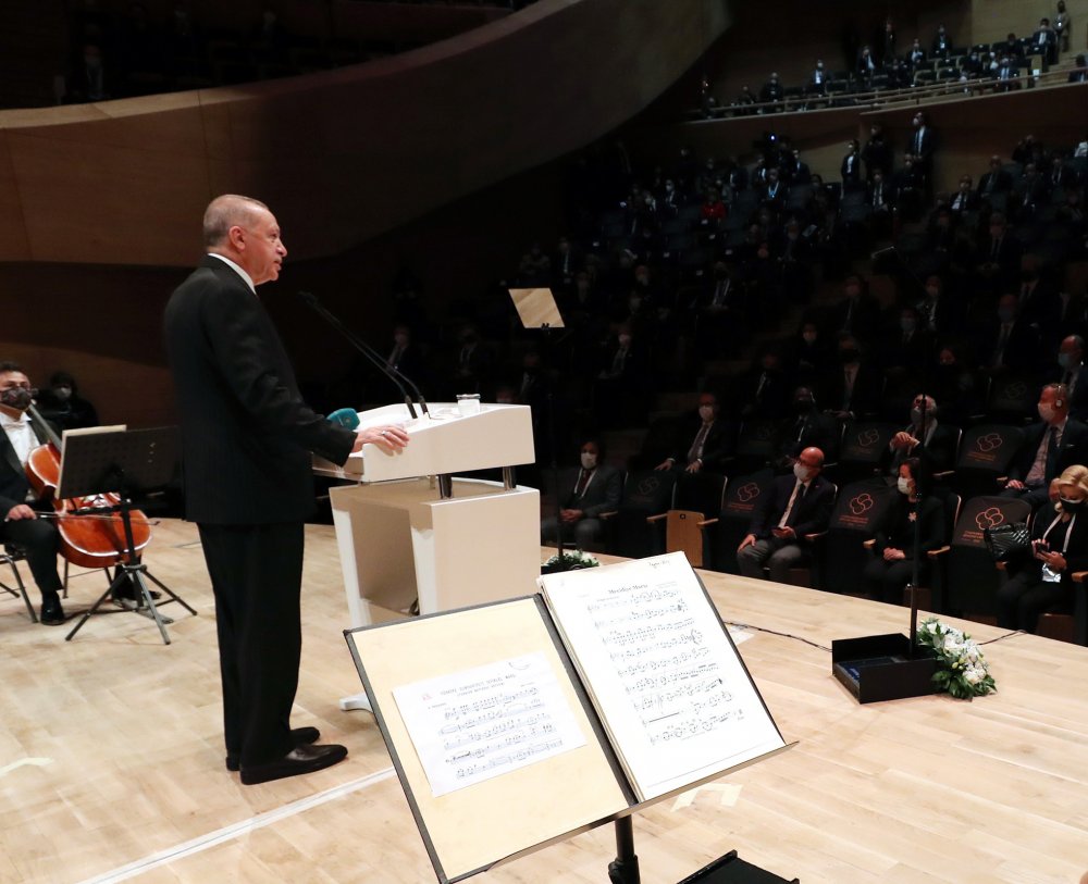 Cumhurbaşkanı Erdoğan: Jakoben zihniyetten, Türk müziği de payını almıştır