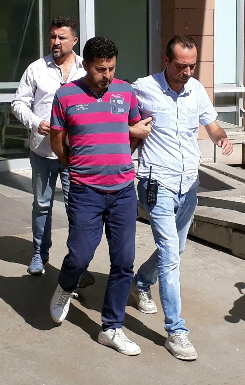 Eski eşini sokakta 30 yerinden bıçaklayan sanığa 15,5 yıl hapis