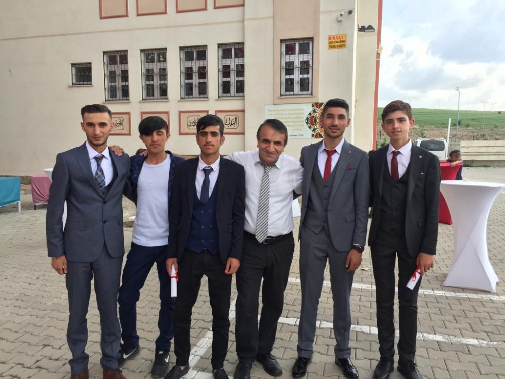 öğretmen, düz memur yapılınca hukuk mücadelesi başlattı