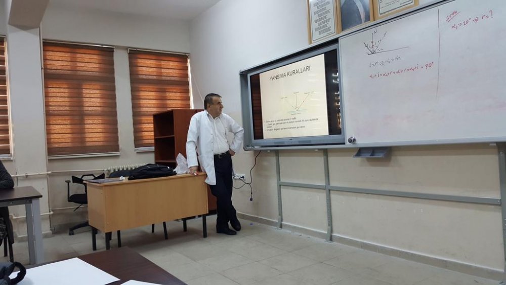 öğretmen, düz memur yapılınca hukuk mücadelesi başlattı