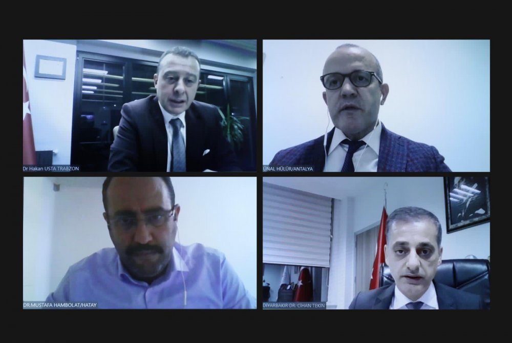 Bakan Koca, 4 ilin sağlık müdürüyle görüştü