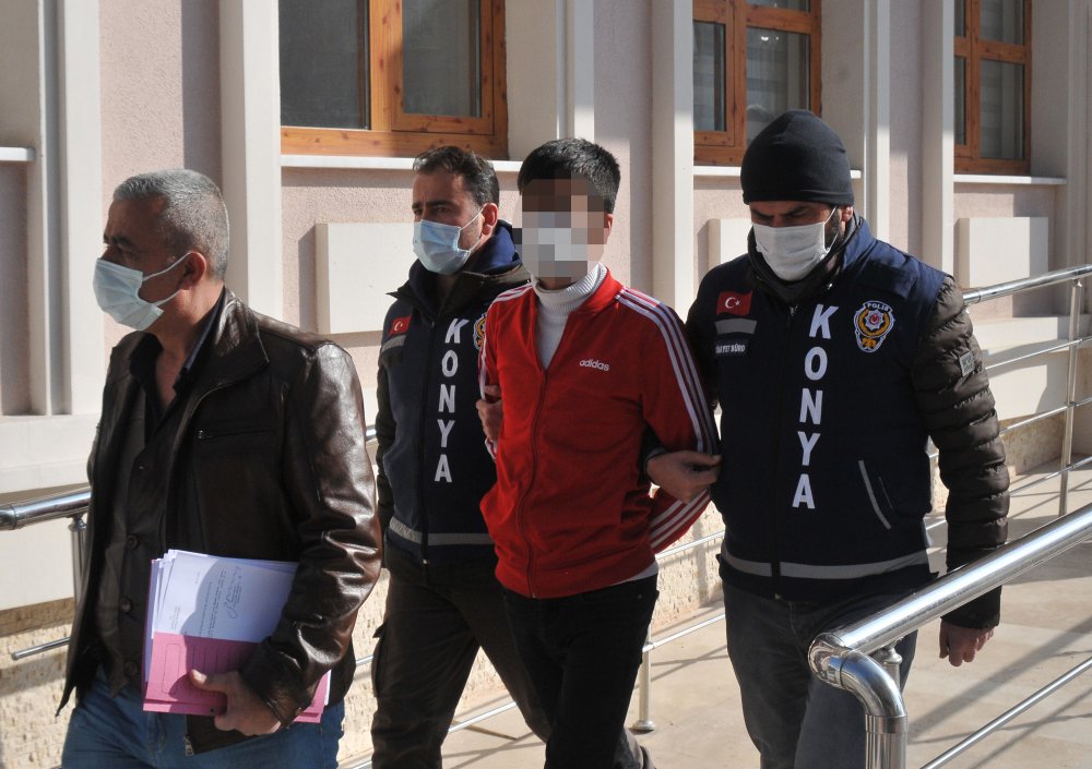Polisle çatışan şüpheli, sokağa çıkma kısıtlamasını ihlal edince de ekip otosuna ateş açmış