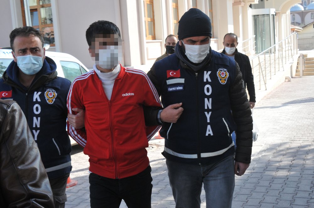 Polisle çatışan şüpheli, sokağa çıkma kısıtlamasını ihlal edince de ekip otosuna ateş açmış