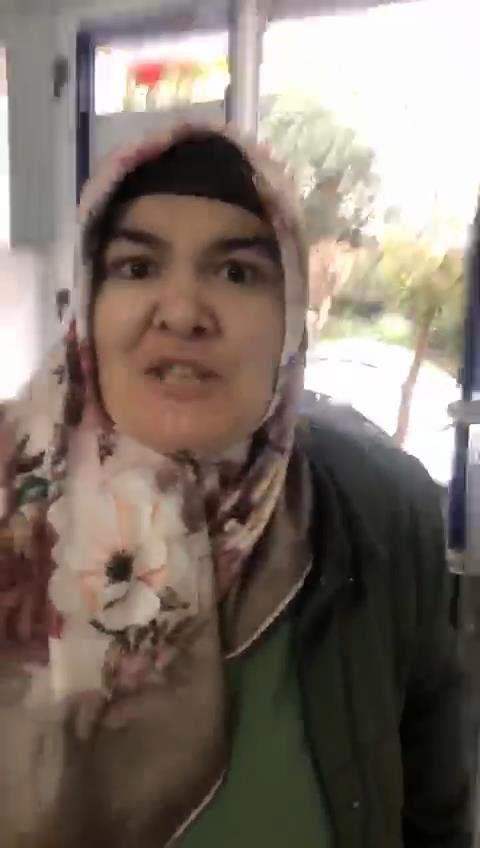 Aile sağlık merkezinde doktora hakaret edip saldıran kadın yakalandı 