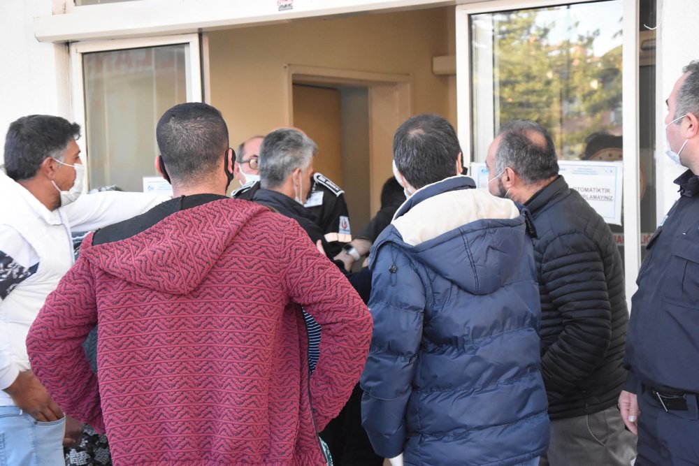 Tartıştığı husumetlisini tabancayla göğsünden vurarak öldürdü