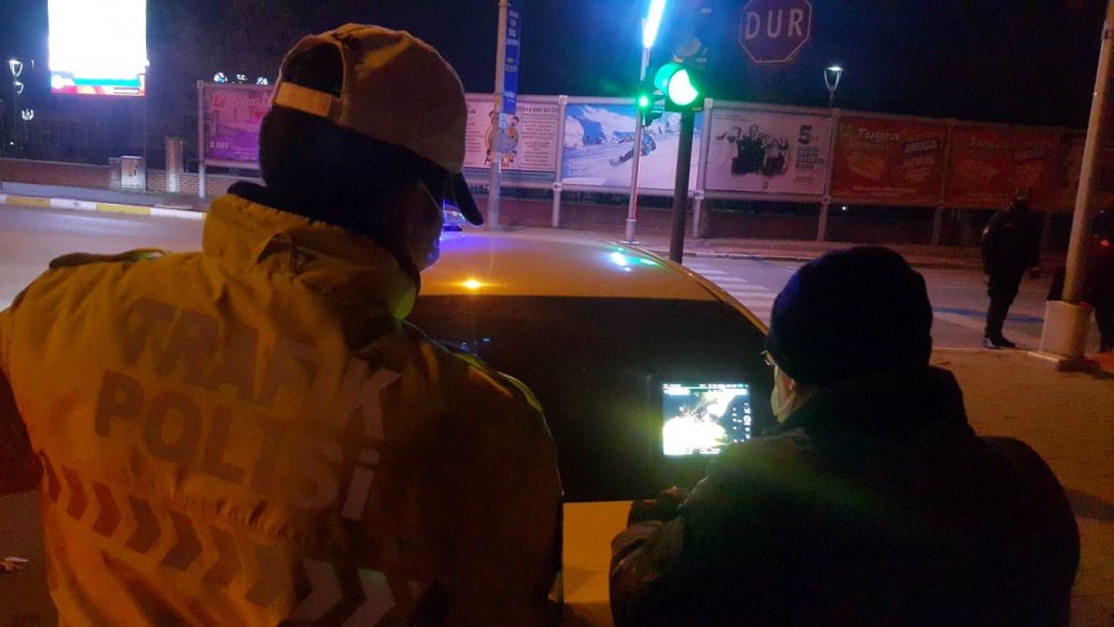 Edirne'de polis uygulamasından kaçan sürücü, 'drone' sayesinde yakalandı