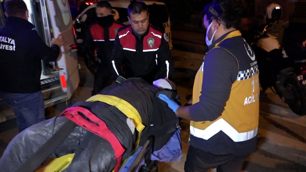 Eski eşi tabancayla kapıya dayandı, KADES'ten yaptığı ihbarla kurtarıldı