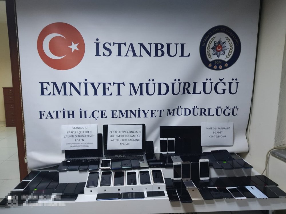 Fatih'te işyerinde çalıntı ve kaçak telefon satan şüpheli yakalandı