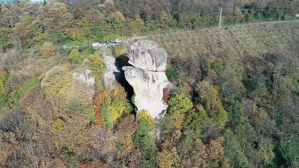 Giresun'da sıra dışı 'gelin kayası' ilgi çekiyor