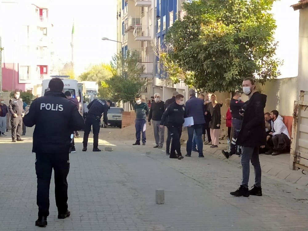 Kısıtlamada 2 grup arasında silahlı kavga: 4 yaralı