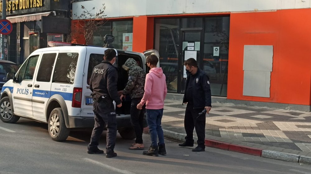 Kısıtlamaya uymayan Suriyeli kaçağa ceza