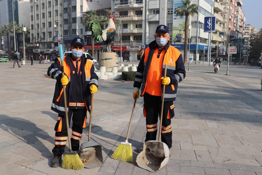 Sigara yasağı nedeniyle yere atılan izmarit yok denecek kadar azaldı
