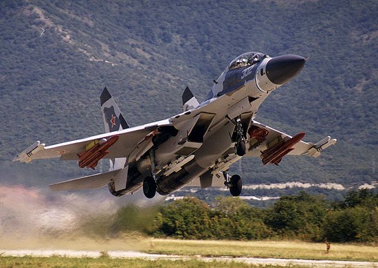 Rus savaş uçağı, ABD ve Fransız casus uçaklarını Karadeniz’de engelledi