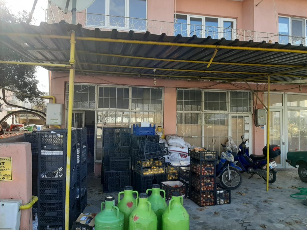 Bayramiç'te 'organik' adı altında satılan ürünlere el konuldu