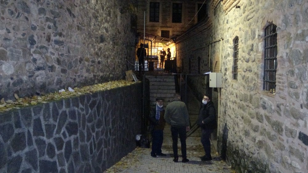 Bursa'da, cami tuvaletinde erkek cesedi bulundu