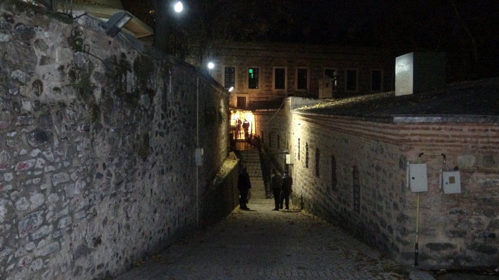 Bursa'da, cami tuvaletinde erkek cesedi bulundu