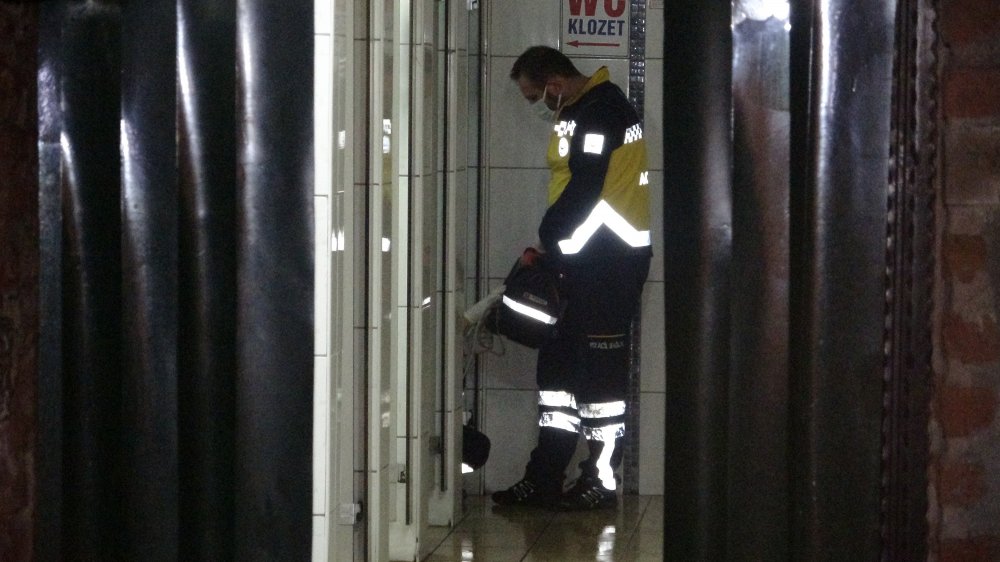 Bursa'da, cami tuvaletinde erkek cesedi bulundu