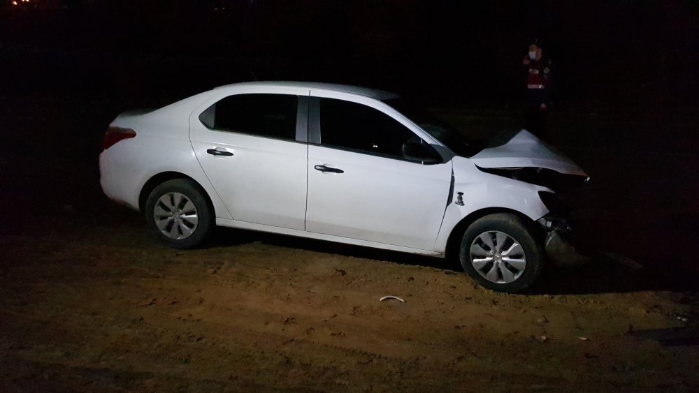 Kocaeli'de minibüs ile otomobil kafa kafaya çarpıştı: 6 yaralı