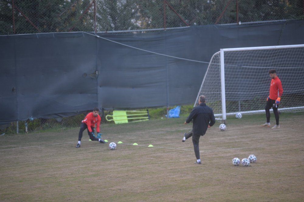 Ömer Erdoğan: Erzurumspor maçını kazanarak seri yakalamak istiyoruz