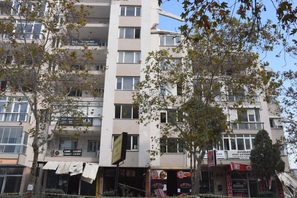 İnşaat mühendisinden İzmir için 'acil kentsel dönüşüm' çağrısı
