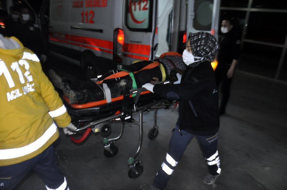 Tartıştığı kişiyi öldürdü, ayırmak isteyen kardeşini ve köylüsünü yaraladı
