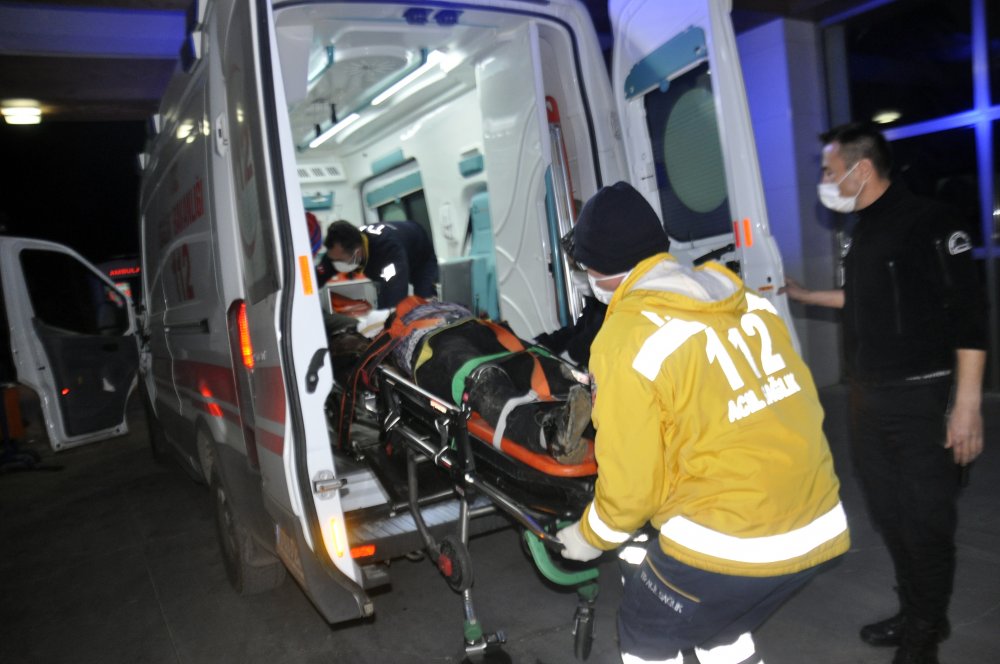Tartıştığı kişiyi öldürdü, ayırmak isteyen kardeşini ve köylüsünü yaraladı