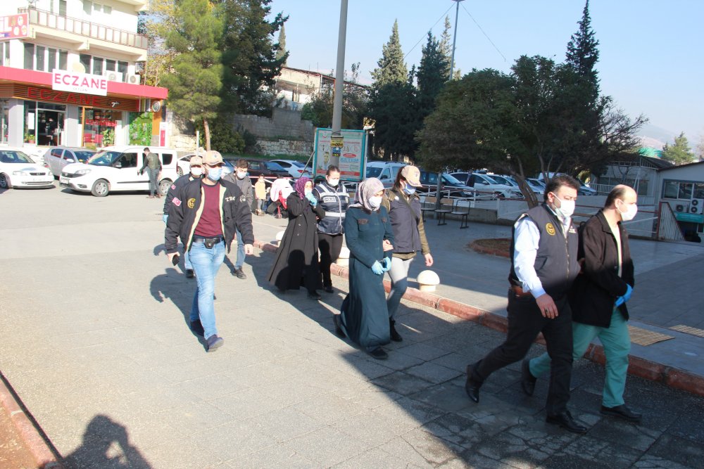 Kahramanmaraş'ta FETÖ operasyonu: 5 gözaltı