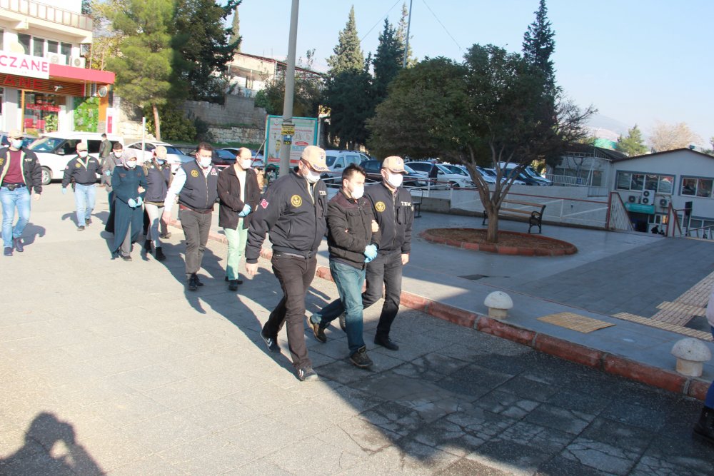 Kahramanmaraş'ta FETÖ operasyonu: 5 gözaltı