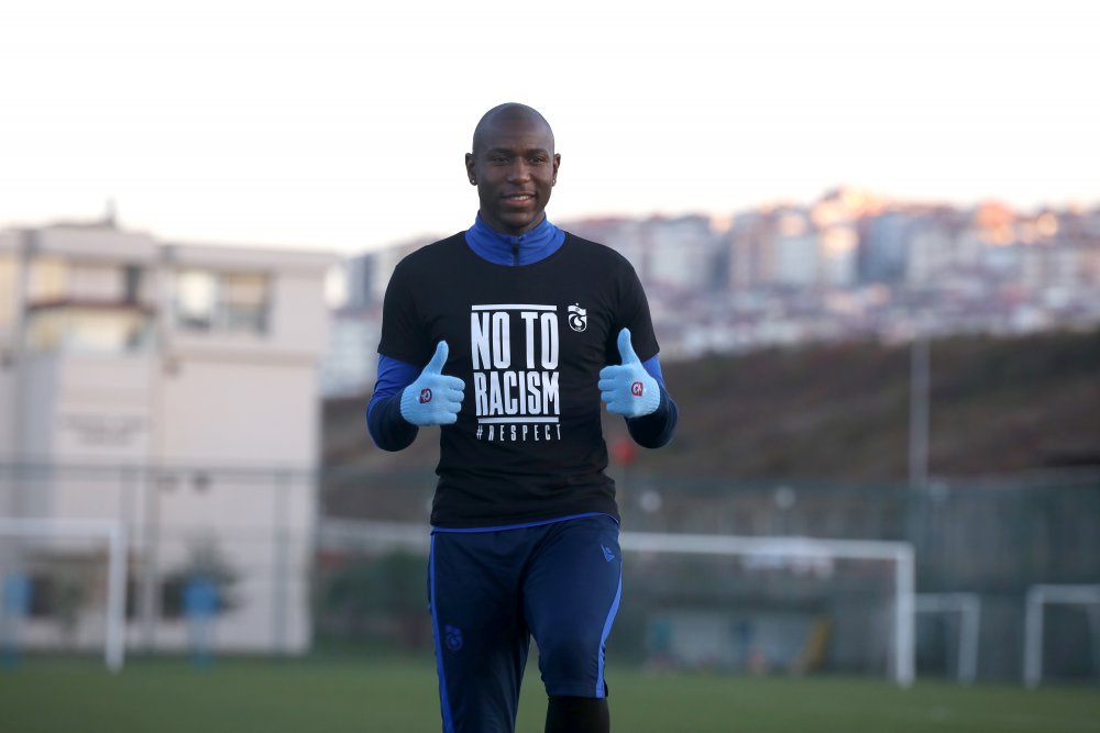 Trabzonsporlu Afobe: Kayserispor maçı da diğer maçlar da kolay olmayacak