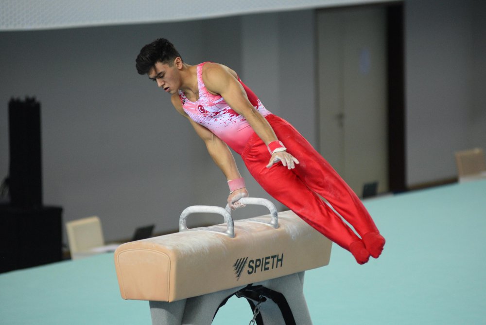 Artistik Cimnastik Avrupa Şampiyonası'nda gençlerde Ukraynalı Kovtun şampiyon oldu