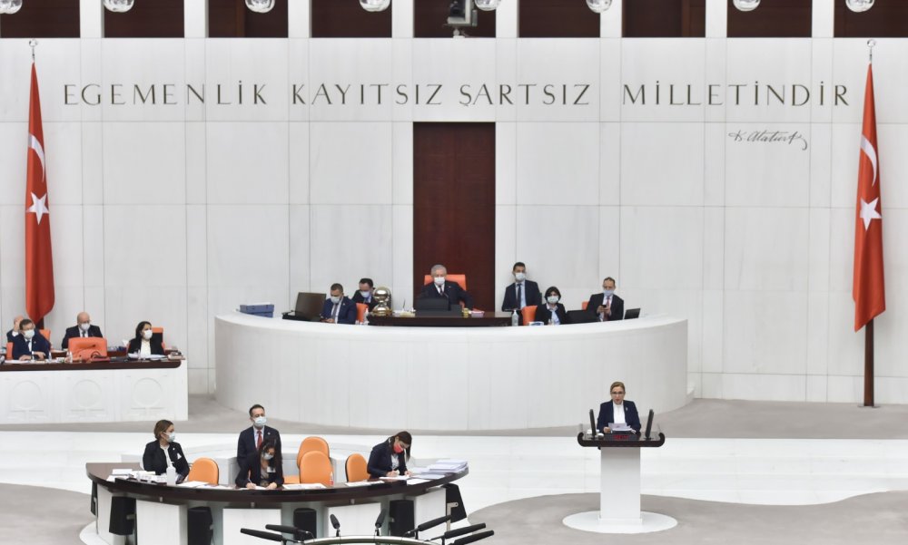 Bakan Pekcan: 2020'de 8 uluslararası operasyon icra ettik