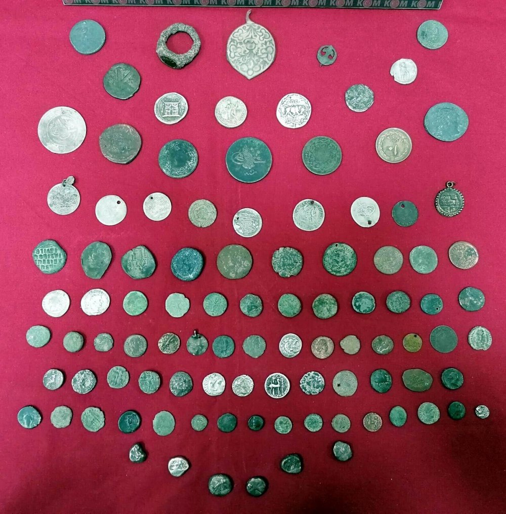 İzmir'de tarihi eser operasyonu