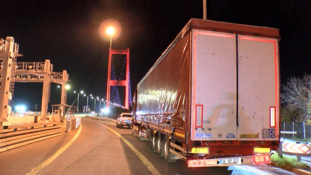 Kısıtlama başlayınca 15 Temmuz Şehitler Köprüsü’nde denetim yapıldı