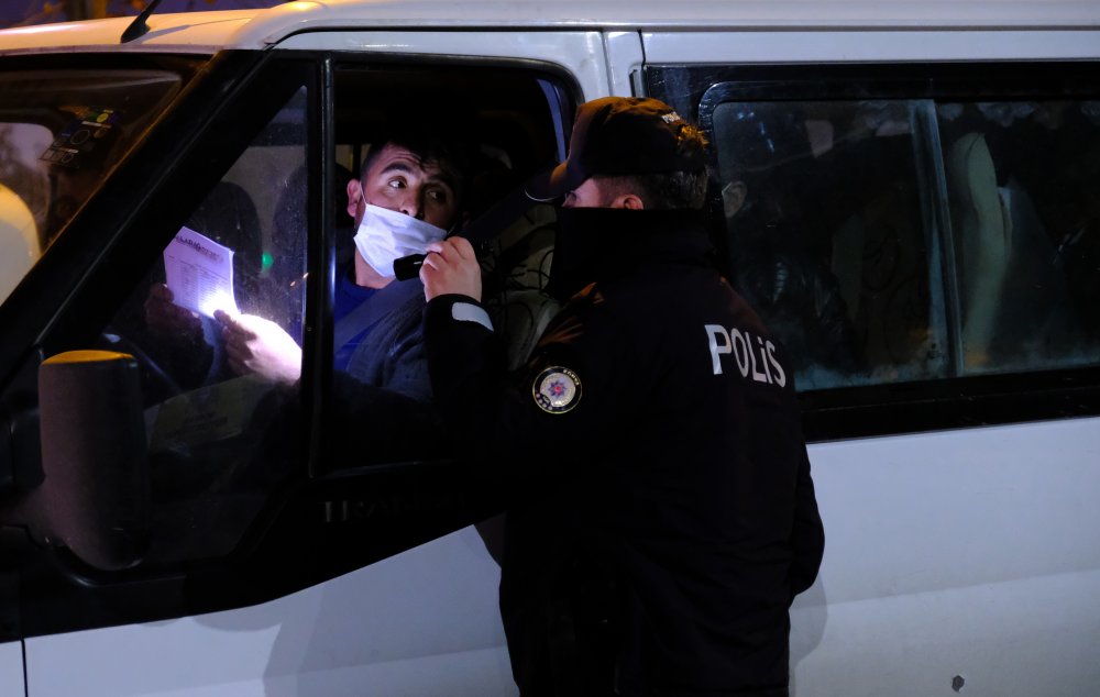 Kısıtlamayı ihlal eden kişiden, polise: İnşallah arabanız bozulur da benim tamirhaneye gelmezsiniz ağabey