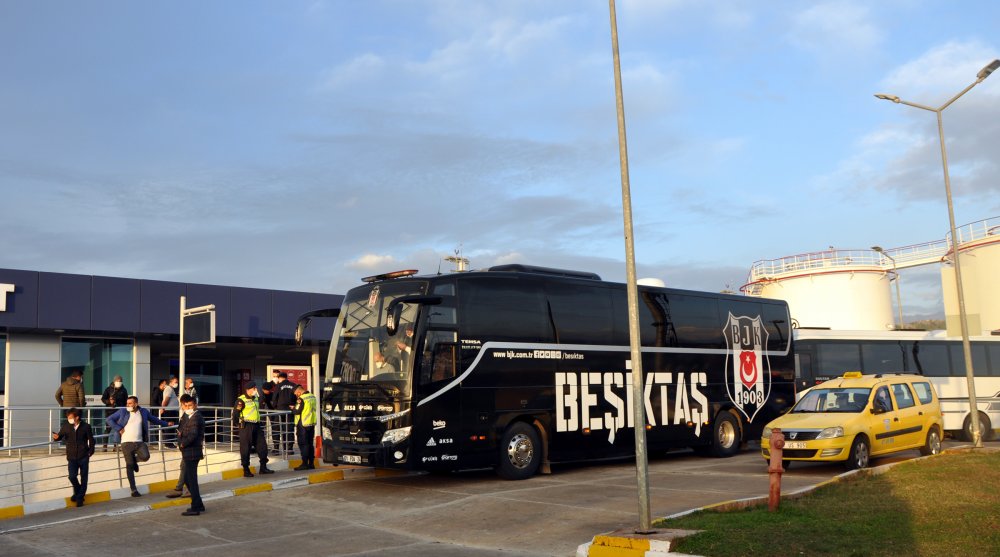 Beşiktaş kafilesi Antalya’ya geldi