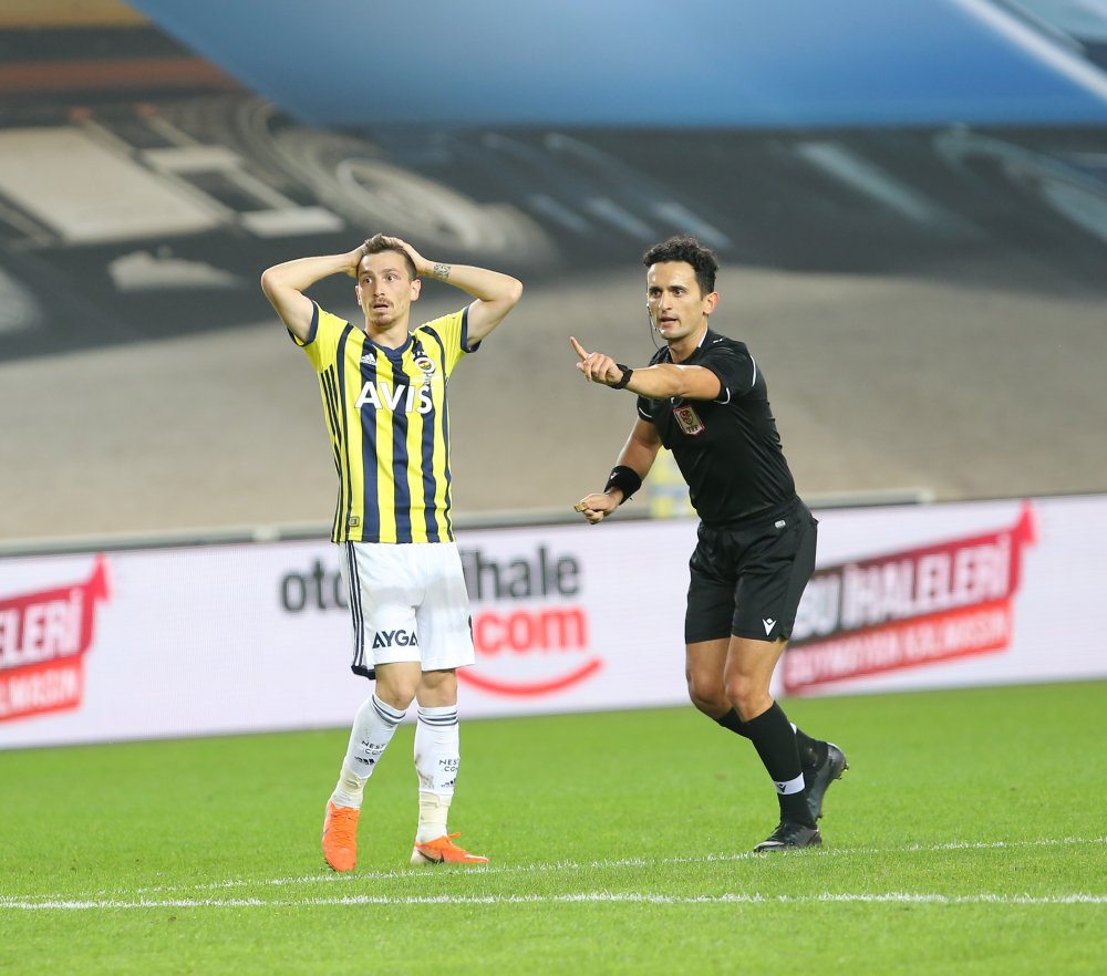 Fenerbahçe'nin iç sahada yüzü gülmüyor