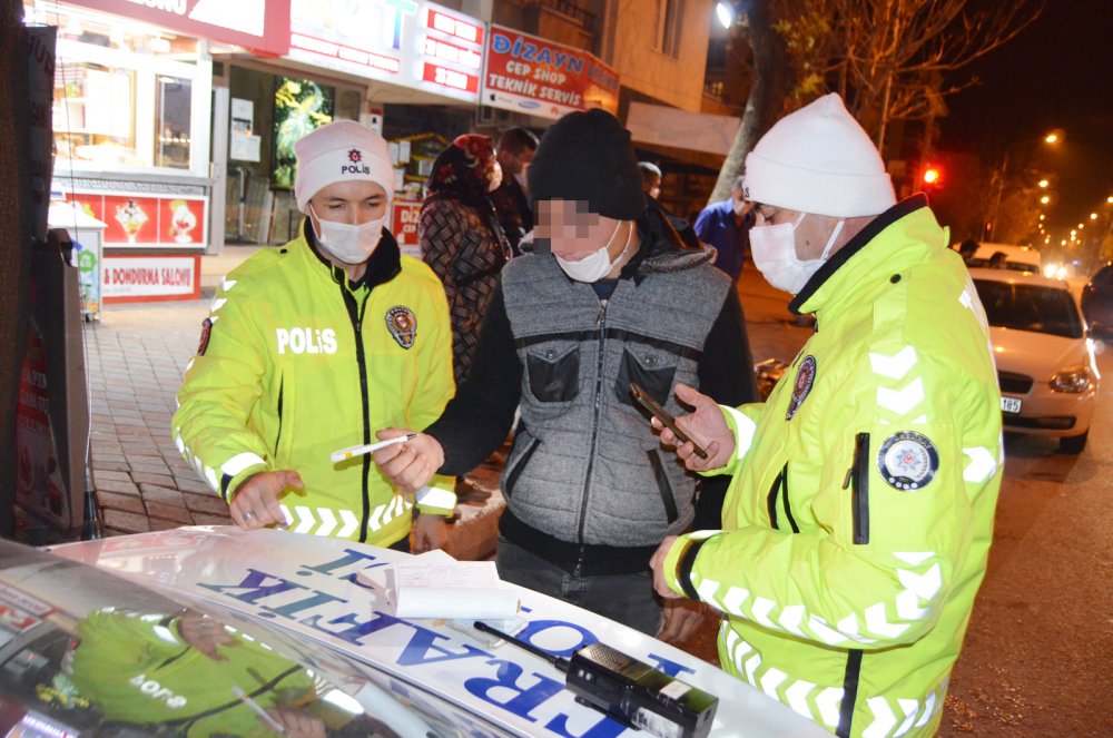 Kısıtlamayı ihlal eden 16 yaşındaki ehliyetsiz sürücüye 12 bin TL ceza