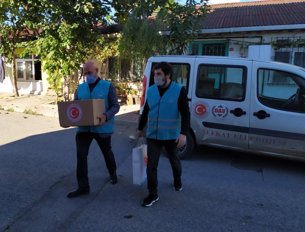 Sultanbeyli'de pandemi süresince 60 milyon 600 bin lira yardım yapıldı