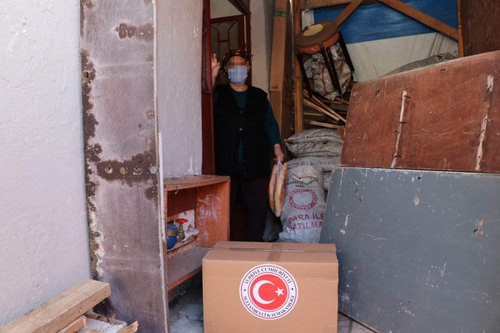 Sultanbeyli'de pandemi süresince 60 milyon 600 bin lira yardım yapıldı