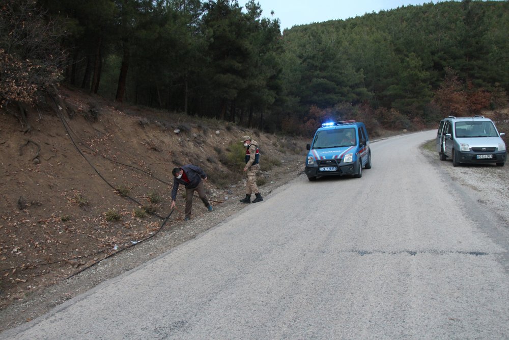 Tokat'ta kablo hırsızları 6 köyü internetsiz bıraktı
