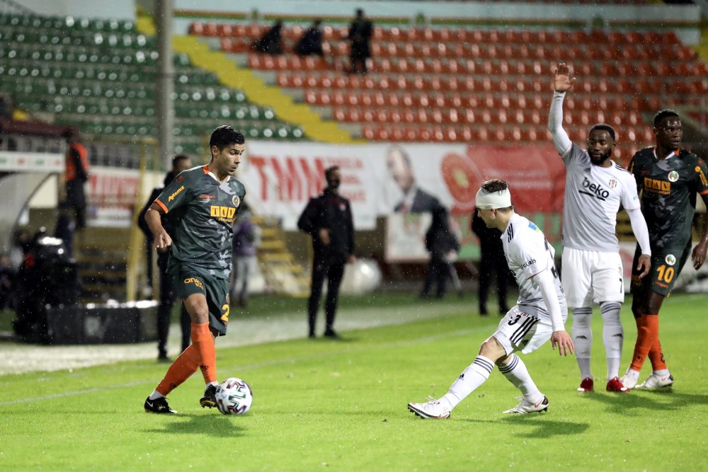 Aytemiz Alanyaspor - Beşiktaş: 2-1
