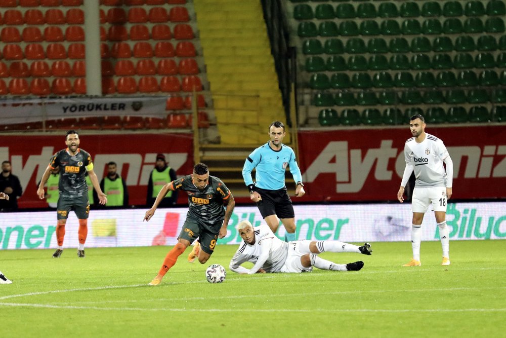 Aytemiz Alanyaspor - Beşiktaş: 2-1