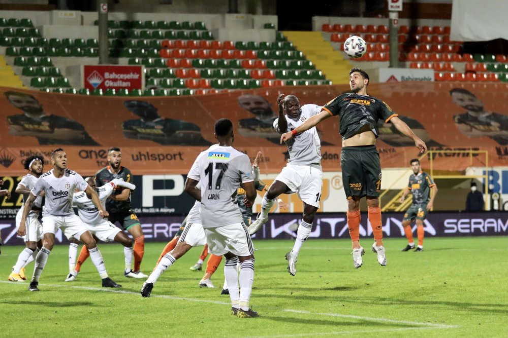 Aytemiz Alanyaspor - Beşiktaş: 2-1