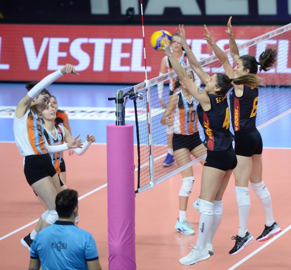 Beylikdüzü Voleybol İhtisas - Galatasaray HDI Sigorta: 0-3