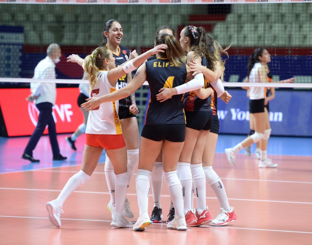 Beylikdüzü Voleybol İhtisas - Galatasaray HDI Sigorta: 0-3