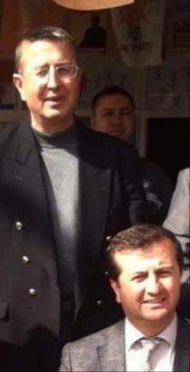 Eski başkan, koronavirüsten önce ağabeyini sonra annesini kaybetti