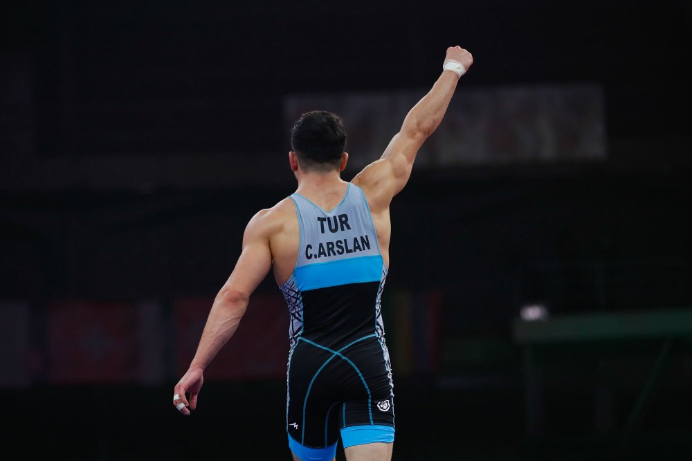 Güreş'te Bireysel Dünya Kupası'nda 2 madalya