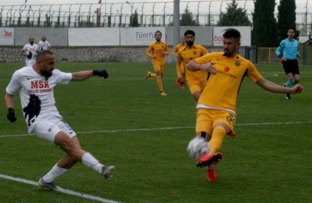 Karacabey Belediyespor - Bayburt Özel İdarespor: 0-0