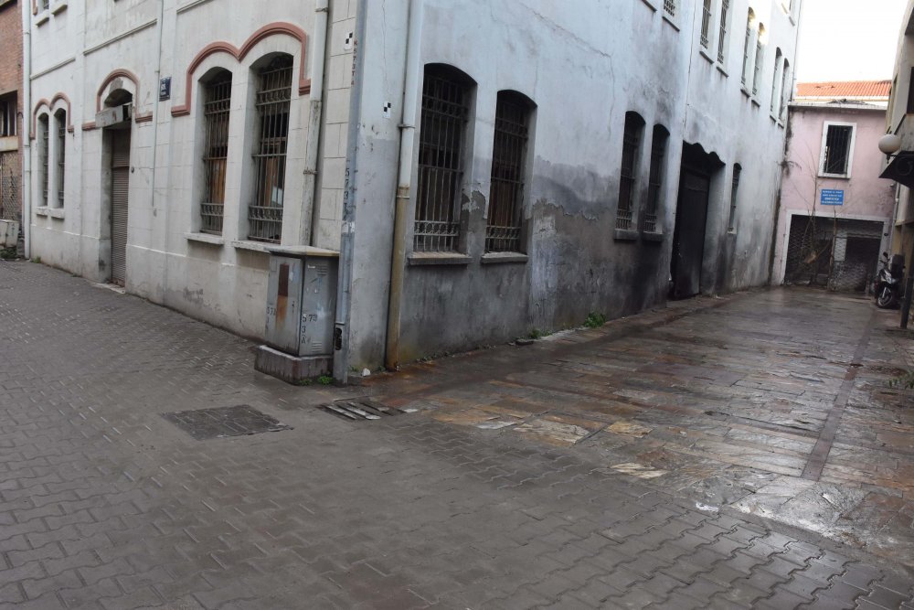 Kemeraltı esnafından 'Çarşımızı ıssızlaştırmayın' çağrısı