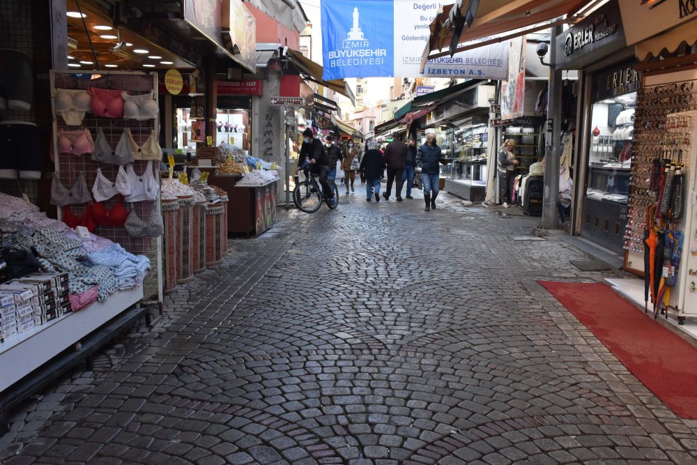 Kemeraltı esnafından 'Çarşımızı ıssızlaştırmayın' çağrısı